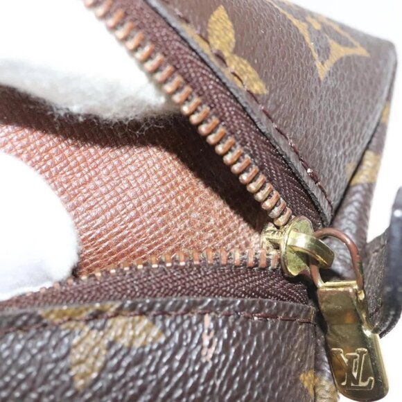 LOUIS VUITTON Monogram Trousse Demi Ronde Cosmetic Pouch LV Auth - Picture 16 of 16